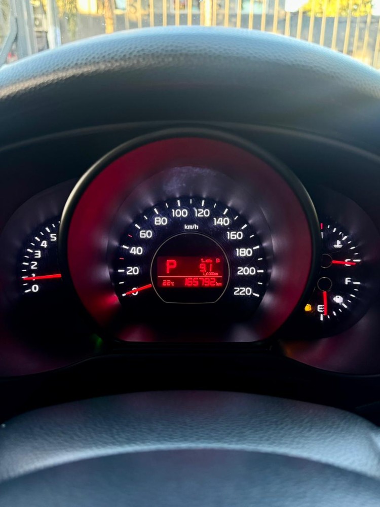 Kia Soul EX — foto 9